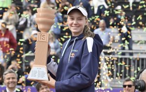 WTA – Strasbourg > Elena Rybakina : « On va devoir probablement fêter le titre dans le train »