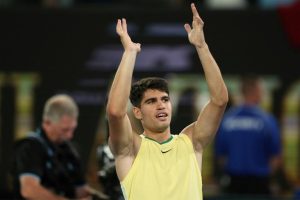 Alcaraz fait la fête au restaurant après sa victoire à Roland-Garros