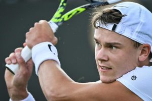Arnaldi forfait face à Rune au Queen&rsquo;s, Hurkacz se retire de Halle