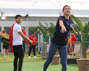 Carlos Alcaraz et Emma Raducanu joueront en double mixte à l&rsquo;US Open