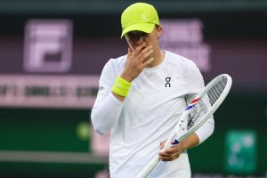 « C’est toujours la même histoire », Azarenka se plaint de Swiatek auprès de l’arbitre de chaise à Bad Hombourg