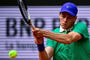 Djokovic – Sinner : sur quelle chaîne TV et à quelle heure suivre la demi-finale de Roland-Garros ?