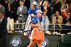 Iga Swiatek, après sa défaite en demi-finales de Roland-Garros : « J&rsquo;ai perdu mon intensité »