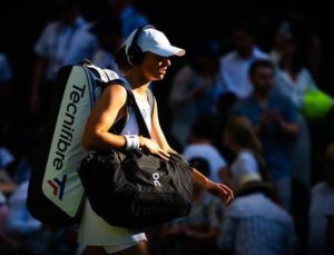 Iga Swiatek s&rsquo;incline en finale de Bad Homburg mais promet de bien faire à Londres