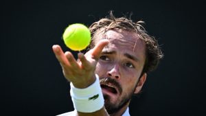 Il y a déjà des surprises à Wimbledon: l’ex-numéro 1 mondial Daniil Medvedev sorti par le 64ème mondial