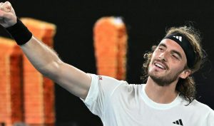 « J’ai même envisagé de passer à un revers à deux mains pour les battre », Tsitsipas s’exprime sur le niveau de Sinner et Alcaraz