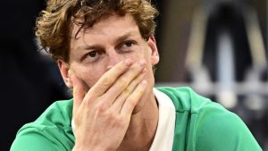 Jannik Sinner : « Un deuil silencieux… » Le numéro 1 mondial frappé par la mort de l’un de ses anciens coéquipiers dans un grave accident de la route