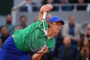 Jannik Sinner surclasse Jiri Lehecka au troisième tour de Roland-Garros
