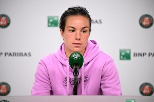 Loïs Boisson, qualifiée pour les demi-finales de Roland Garros : « Ici ou ailleurs, c&rsquo;est pareil, c&rsquo;est un match de tennis »