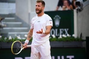 Pas d&rsquo;exploit pour Corentin Moutet, battu en huitièmes de finale par Alexander Zverev à Stuttgart