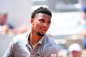 Pas remis de sa blessure au dos, Arthur Fils déclare forfait pour l&rsquo;ATP 500 de Halle