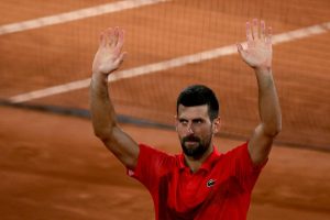Roland-Garros : « Ca pourrait être mon dernier match ici », annonce Djokovic, après sa défaite sur Sinner