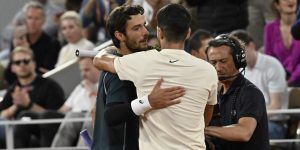 Roland Garros > « C’est un scandale. Une honte. Ce n’est pas ça Roland-Garros ! On a foutu un toit à Musetti et Alcaraz alors qu’il n’a pas plu une seule seconde », lâche Benoît Maylin