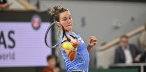 Roland Garros > Fabrice Santoro, avant la demi-finale de Loïs Boisson : « Honnêtement, je ne pensais pas qu’elle passerait l’obstacle Andreeva. Et contre Coco Gauff, au niveau de la tactique, ce sera un copié collé donc bien sûr qu&rsquo;on y croit »