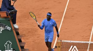 Roland Garros > Tiafoe, très ironique sur l&rsquo;incident entre Musetti et une juge de ligne : « Je trouve cela comique. De toute évidence, il l&rsquo;a fait et rien ne s&rsquo;est passé. Évidemment que ce n&rsquo;est pas cohérent, mais c&rsquo;est comme ça »