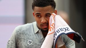 Tennis : Arthur Fils déclare forfait pour Wimbledon en raison de sa blessure au dos et va perdre des places au classement ATP