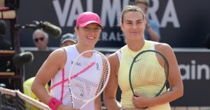 Tennis – Roland-Garros : Suivez Sabalenka-Swiatek puis Boisson-Gauff en direct à partir de 15h00