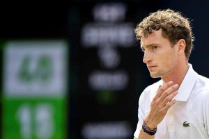 Ugo Humbert battu d&rsquo;entrée par Denis Shapovalov à Halle
