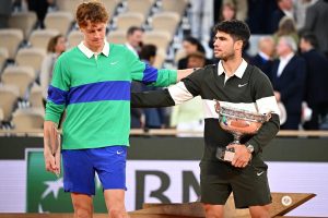 Virée à Ibiza, repos en famille : comment Jannik Sinner et Carlos Alcaraz ont digéré leur finale légendaire à Roland-Garros