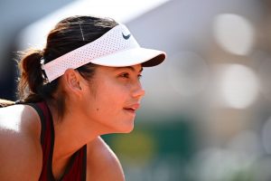 Wimbledon a « réalisé un travail incroyable » pour empêcher son harceleur de s&rsquo;y rendre, salue Emma Raducanu