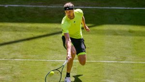 Zverev au secours d&rsquo;une spectatrice blessée après la chute d’un panneau de pub