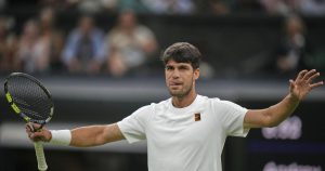 Alcaraz perd un set, mais continue – rts.ch