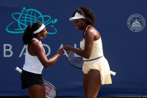 Avant son entrée en lice en simple à Washington, Venus Williams s&rsquo;impose en double face à Eugenie Bouchard