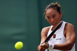 Avec la sortie de Qinwen Zheng, un sixième Top 10 éjecté dès le premier tour de Wimbledon