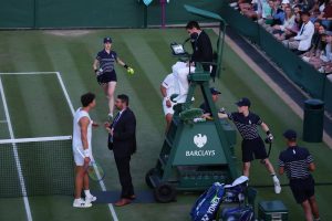 Ben Shelton furieux d&rsquo;avoir été interrompu alors qu&rsquo;il servait pour le match à Wimbledon