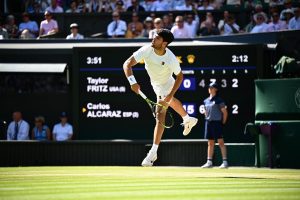 Carlos Alcaraz, un service impressionnant contre Taylor Fritz et en deuxième semaine de Wimbledon