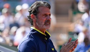 « Carlos joue de la même manière que Roger, mais juste à un meilleur niveau », Mouratoglou compare le jeu d&rsquo;Alcaraz et Federer