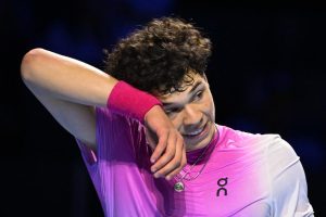 « Ce ne sera une promenade de santé pour personne », déclare Shelton sur l’absence des favoris à Toronto