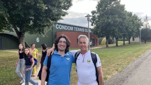 Condom. Un été au tennis club