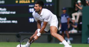 Djokovic rejoint Sinner en demi-finale – rts.ch