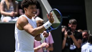 Il revient sur le court et gagne en un peu plus d’une minute de jeu : l’histoire loufoque de Ben Shelton à Wimbledon