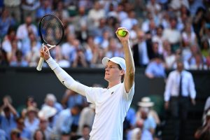 « J&rsquo;aime ces défis »  : Jannik Sinner a hâte de prendre sa revanche contre Carlos Alcaraz en finale à Wimbledon