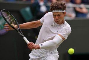 « J&rsquo;avais dit à l&rsquo;arbitre qu’il me fallait seulement 60 secondes », Shelton réagit à sa victoire expéditive à Wimbledon