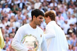 « Je garde la tête haute » : Carlos Alcaraz reste positif, après sa défaite en finale de Wimbledon