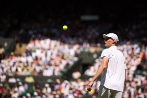 « Je n’ai jamais gagné contre lui ici », Sinner évoque son affrontement avec Djokovic en demi-finale de Wimbledon