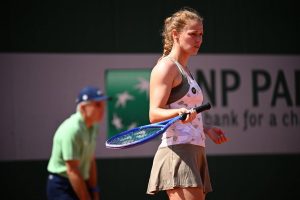 Jessika Ponchet perd pied contre la jeune Tereza Valentova en quarts de finale à Prague