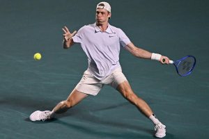 « Jouer à domicile me permet de retomber en enfance et de m’éloigner du tennis », déclare Shapovalov