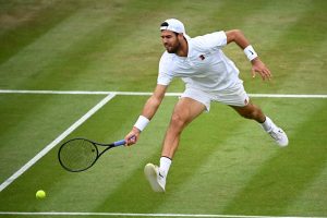 Karen Khachanov file en quarts de finale à Wimbledon après sa victoire face à Kamil Majchrzak