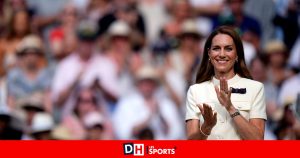 Kate Middleton fait une apparition surprise à Wimbledon et reçoit un beau cadeau du public (VIDEO)