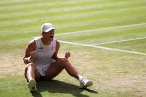 Lego offre à Swiatek une fraise géante suite à son titre à Wimbledon