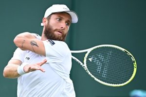 Lucky-loser, Corentin Moutet domine Dan Evans et affrontera Daniil Medvedev en quarts à Washington