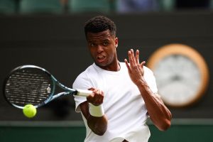 Mpetshi Perricard a fini par craquer contre Fritz, Cazaux passe en cinq sets