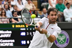 Norrie s’offre un nouveau quart de finale à Wimbledon en résistant au retour de Jarry