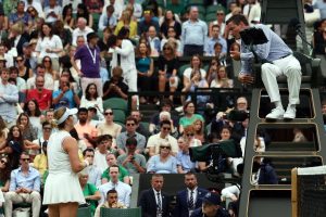 « On m&rsquo;a volé ce jeu ! » : Anastasia Pavlyuchenkova furieuse après une grosse erreur de l&rsquo;arbitrage électronique à Wimbledon
