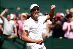 Pourquoi Oliver Tarvet, adversaire surprise de Carlos Alcaraz au 2e tour de Wimbledon, doit gérer un prize money trop élevé