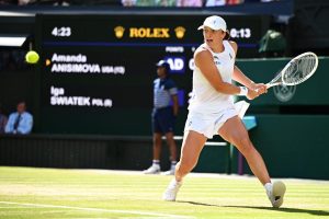 Premier sacre à Wimbledon pour Iga Swiatek qui a écrasé Amanda Anisimova